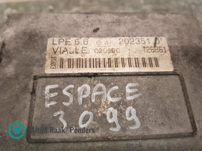 E-gas computer van een Renault Espace (JE) 3.0i V6 24V 1999