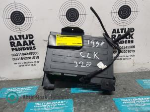 Gebruikte CD Wisselaar Mercedes CLK (R208) 3.2 320 V6 18V Prijs op aanvraag aangeboden door "Altijd Raak" Penders