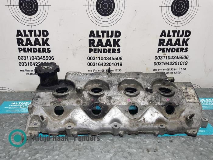 Gebruikte Kleppendeksel Toyota Avensis (T22) 2.0 D-4D 16V Prijs op aanvraag aangeboden door "Altijd Raak" Penders