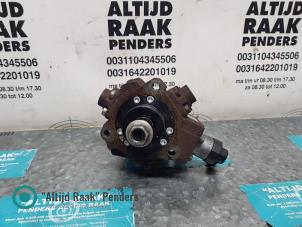 Gebruikte Dieselpomp Opel Vivaro 2.5 CDTI 16V Prijs op aanvraag aangeboden door "Altijd Raak" Penders