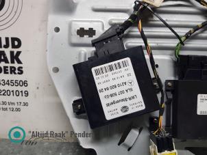 Gebruikte Xenon module Mercedes E (W210) 3.2 E-320 CDI 24V Prijs op aanvraag aangeboden door "Altijd Raak" Penders