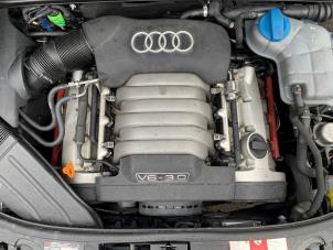 Gebruikte Motor Audi A4 Cabrio (B7) 3.0 V6 30V Prijs op aanvraag aangeboden door "Altijd Raak" Penders