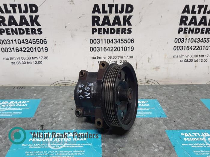 Gebruikte Pomp Servo Ford Mondeo II Wagon 2.0i 16V Prijs op aanvraag aangeboden door "Altijd Raak" Penders