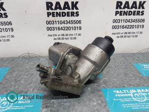 Gebruikte Oliefilterhuis Mercedes B (W245) 2.0 B-200 16V Turbo Prijs op aanvraag aangeboden door "Altijd Raak" Penders