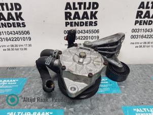 Gebruikte Waterpomp Jeep Grand Cherokee (WG/WJ) 2.7 CRD 20V Prijs op aanvraag aangeboden door "Altijd Raak" Penders