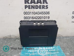 Gebruikte Display Interieur Opel Omega B (25/26/27) 2.0i 16V Prijs op aanvraag aangeboden door "Altijd Raak" Penders