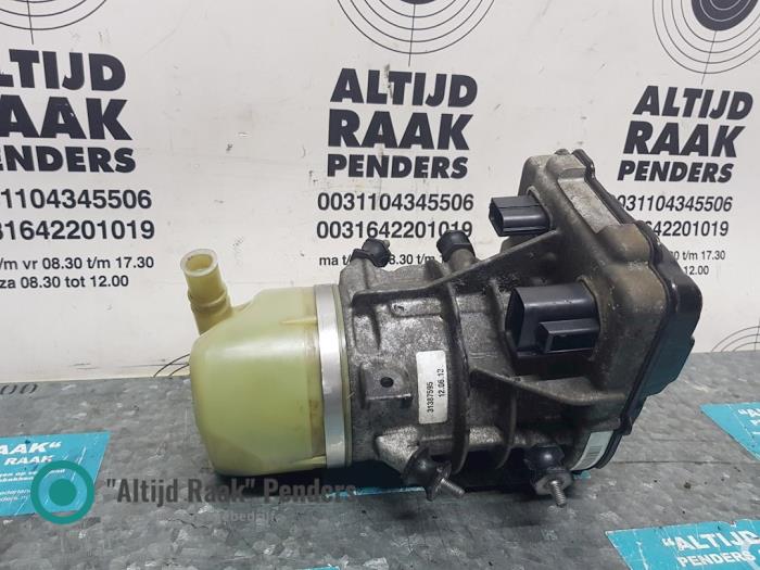 Gebruikte Servopomp Volvo XC60 I (DZ) 2.4 D5 20V 220 AWD Prijs op aanvraag aangeboden door "Altijd Raak" Penders