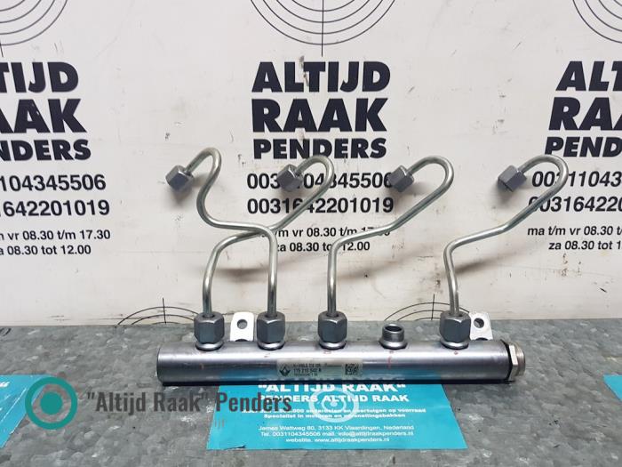 Gebruikte Verstuiver brug Renault Trafic (1FL/2FL/3FL/4FL) 1.6 dCi 115 Prijs op aanvraag aangeboden door "Altijd Raak" Penders