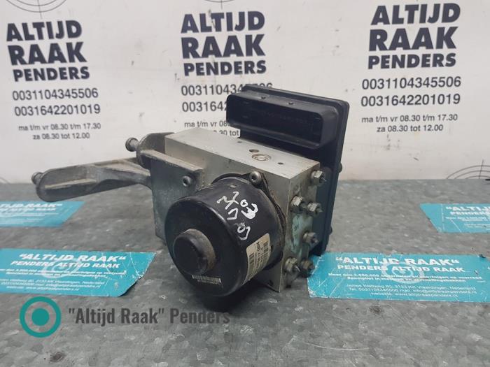Gebruikte ABS Pomp Mercedes C Combi (S202) 2.2 C-200 CDI 16V Prijs op aanvraag aangeboden door "Altijd Raak" Penders