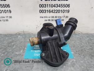 Gebruikte Thermostaathuis Audi A4 (B6) 1.8 T 20V Prijs op aanvraag aangeboden door "Altijd Raak" Penders