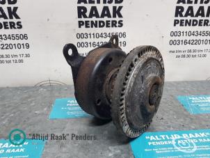 Viscosekoppeling koelvin van een Ford Transit 2.4 TDdi 16V 2003