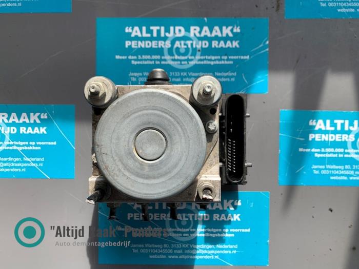 Gebruikte ABS Pomp Opel Corsa D 1.3 CDTi 16V Ecotec Prijs op aanvraag aangeboden door "Altijd Raak" Penders