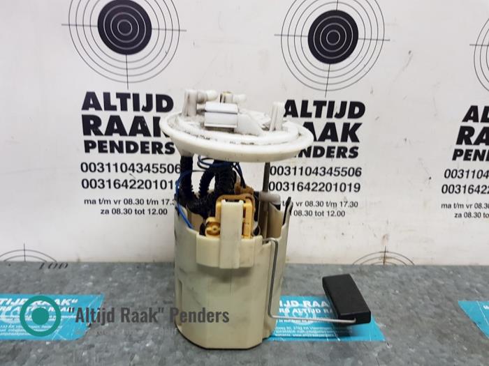 Gebruikte Tank element Pomp Mercedes Viano (639) 3.0 CDI V6 24V Euro 5 Prijs op aanvraag aangeboden door "Altijd Raak" Penders