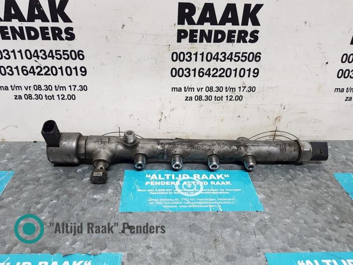 Gebruikte Injector brug Mercedes E (W212) E-200 CDI 16V BlueEfficiency,BlueTEC Prijs op aanvraag aangeboden door "Altijd Raak" Penders