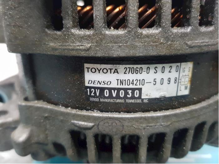Dynamo van een Toyota Tundra 5.7 V8 32V Dual VVT-I 4x2 2009