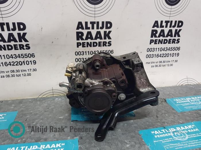 Gebruikte Dieselpomp Volvo V40 (MV) 1.6 D2 Prijs op aanvraag aangeboden door "Altijd Raak" Penders