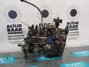 Gebruikte Dieselpomp Mercedes Vito (638.1/2) 2.3 110D Prijs op aanvraag aangeboden door "Altijd Raak" Penders