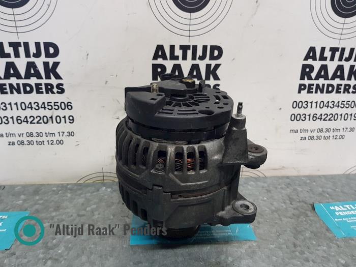 Gebruikte Dynamo Volvo V70 (SW) 2.5 D Prijs op aanvraag aangeboden door "Altijd Raak" Penders