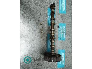 Gebruikte Nokkenas Alfa Romeo 159 (939AX) 1.8 TBI 16V Prijs op aanvraag aangeboden door "Altijd Raak" Penders