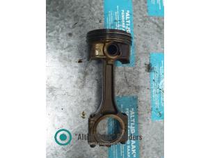 Gebruikte Zuiger Alfa Romeo 159 (939AX) 1.8 TBI 16V Prijs op aanvraag aangeboden door "Altijd Raak" Penders