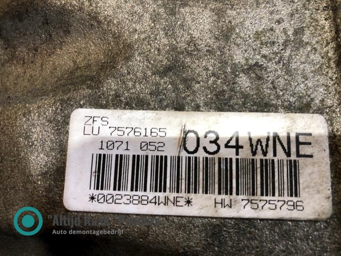 Versnellingsbak van een BMW 5 serie (E60) 525i 24V 2008