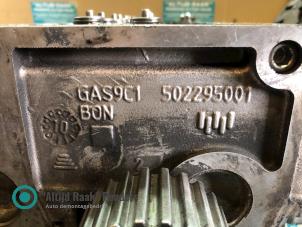 Gebruikte Cilinderkop Iveco New Daily IV 29L14 Prijs op aanvraag aangeboden door "Altijd Raak" Penders