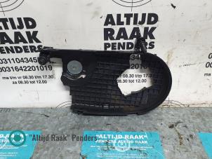 Gebruikte Distributiedeksel Citroen C5 III Berline (RD) 3.0 HDiF V6 24V Prijs op aanvraag aangeboden door "Altijd Raak" Penders