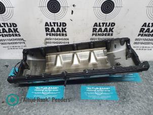 Gebruikte Kleppendeksel Volkswagen Transporter T5 2.5 TDi 4Motion Prijs op aanvraag aangeboden door "Altijd Raak" Penders