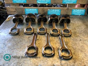 Gebruikte Drijfstang Mercedes G (463) G 55 AMG V8 24V Prijs op aanvraag aangeboden door "Altijd Raak" Penders