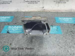 Gebruikte Motorsteun Mercedes C (W204) 6.2 C-63 AMG V8 32V Prijs op aanvraag aangeboden door "Altijd Raak" Penders