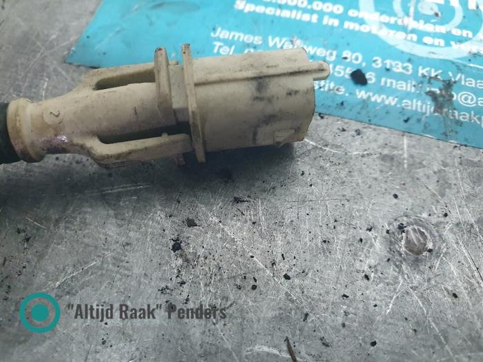 Pingelsensor van een Alfa Romeo 147 (937) 1.6 HP Twin Spark 16V 2007