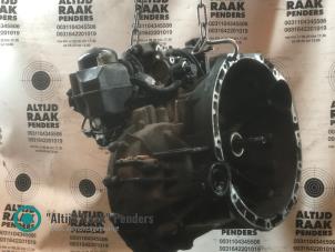 Gebruikte Automaatbak Renault Trafic New (EL) 2.0 dCi 16V 90 Prijs op aanvraag aangeboden door "Altijd Raak" Penders