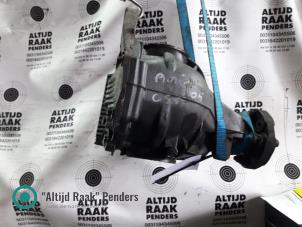 Gebruikte Differentieel achter Mercedes C (W203) 5.4 C-55 AMG 24V Prijs op aanvraag aangeboden door "Altijd Raak" Penders