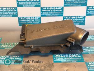 Gebruikte Luchtfilterhuis Mercedes C (W204) 6.2 C-63 AMG V8 32V Prijs op aanvraag aangeboden door "Altijd Raak" Penders