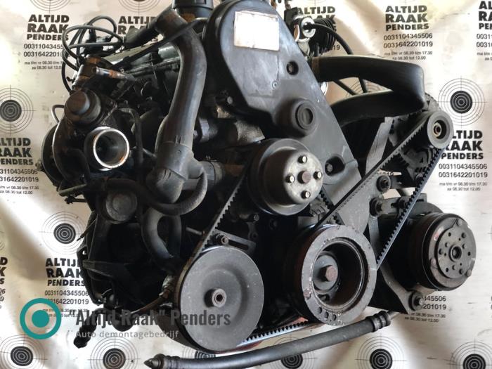 Motor van een Volvo 940 II 2.0 Turbo 1992