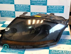 Gebruikte Koplamp links Audi TT Roadster (8N9) 1.8 20V Turbo Prijs op aanvraag aangeboden door "Altijd Raak" Penders