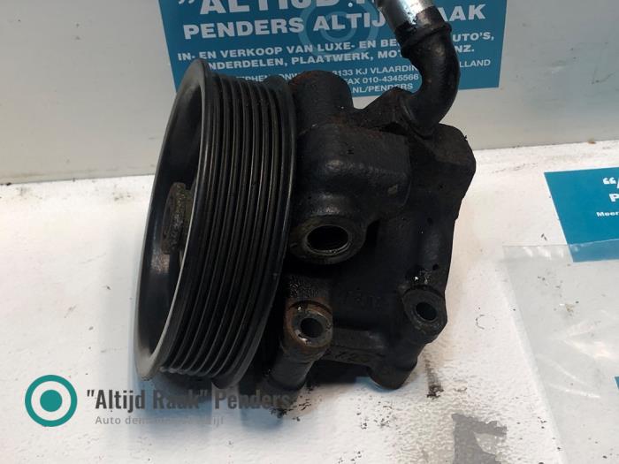 Gebruikte Pomp Servo Ford Transit 2.4 TDdi 16V 330L RWD Prijs op aanvraag aangeboden door "Altijd Raak" Penders