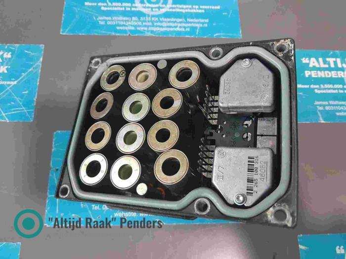 Gebruikte Computer ABS BMW 5 serie (E39) 530d 24V Prijs op aanvraag aangeboden door "Altijd Raak" Penders