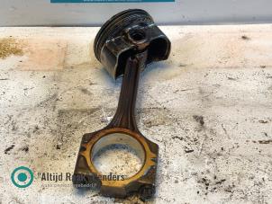 Gebruikte Drijfstang Volkswagen Polo V (6R) 1.4 16V Prijs op aanvraag aangeboden door "Altijd Raak" Penders