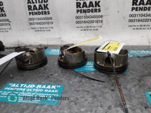 Gebruikte Zuiger Porsche 911 (997) 3.6 24V Turbo Prijs op aanvraag aangeboden door "Altijd Raak" Penders