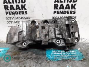 Gebruikte Dynamosteun onder BMW 5 serie Touring (F11) M550d xDrive 24V Prijs op aanvraag aangeboden door "Altijd Raak" Penders