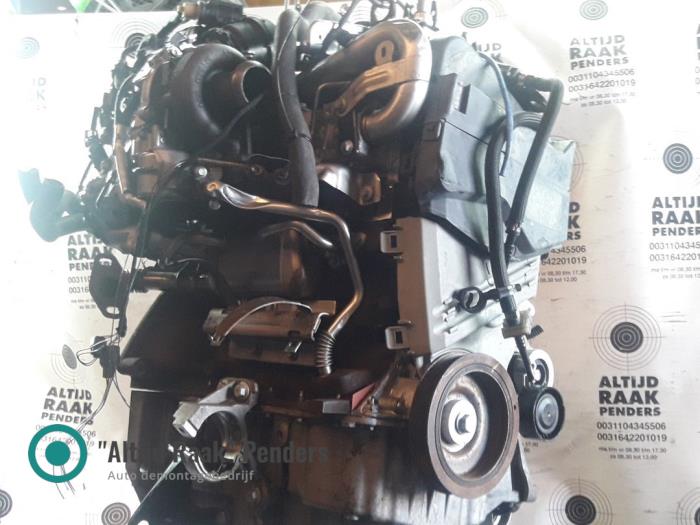 Gebruikte Motor Renault Megane IV Estate (RFBK) 1.5 Energy dCi 110 Prijs op aanvraag aangeboden door "Altijd Raak" Penders