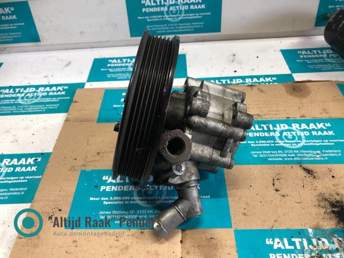 Gebruikte Pomp Servo Jeep Wrangler (JK) 2.8 CRD 16V Prijs op aanvraag aangeboden door "Altijd Raak" Penders