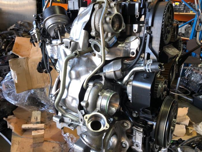 Motor van een Volvo S90 II 2.0 D4 16V 2019