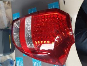 Gebruikte Achterlicht rechts Kia Cee'd Sporty Wagon (EDF) 1.4 16V Prijs € 330,00 Margeregeling aangeboden door "Altijd Raak" Penders
