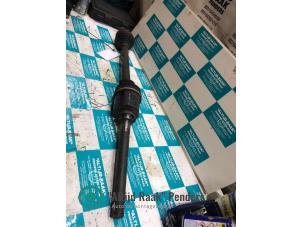 Gebruikte Steekas rechts-voor Mitsubishi Outlander (CW) 2.2 DI-D 16V Clear Tec 4x4 Prijs op aanvraag aangeboden door "Altijd Raak" Penders