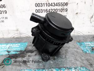 Gebruikte Carterventilatie Volkswagen Crafter 2.5 TDI 30/35/50 Prijs op aanvraag aangeboden door "Altijd Raak" Penders