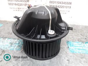 Gebruikte Chaufage Ventilatiemotor BMW 3 serie (E90) 320i 16V Prijs op aanvraag aangeboden door "Altijd Raak" Penders