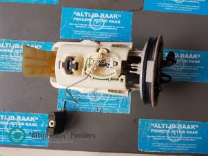 Gebruikte Benzinepomp BMW 3 serie (E46/4) 318i Prijs op aanvraag aangeboden door "Altijd Raak" Penders