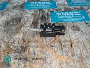 Gebruikte Vacuum Relais Chevrolet Spark 1.0 16V Bifuel Prijs op aanvraag aangeboden door "Altijd Raak" Penders